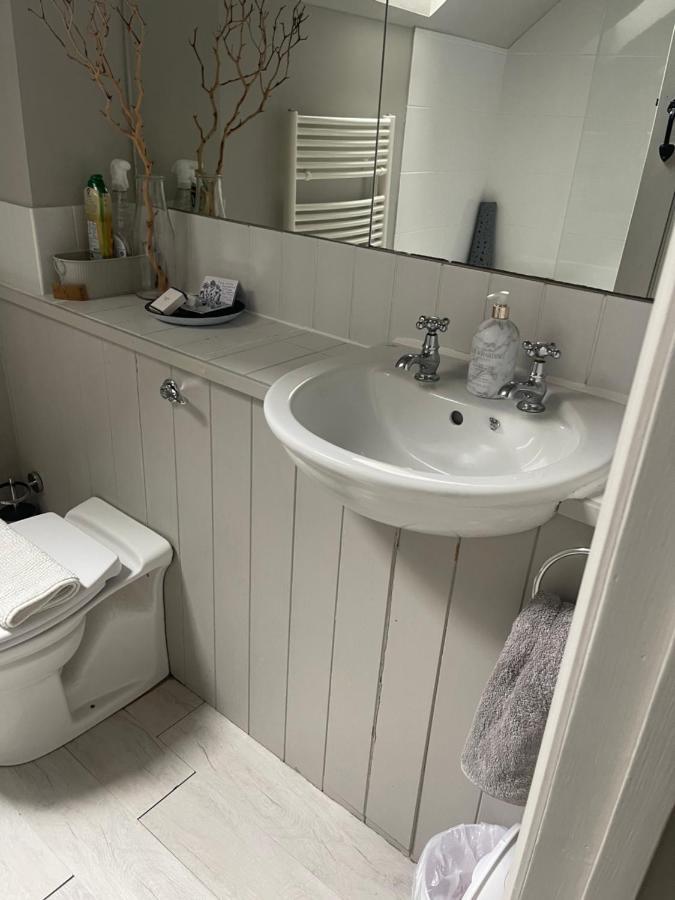 Carp'S Rise Cottage Somerford Keynes Ngoại thất bức ảnh